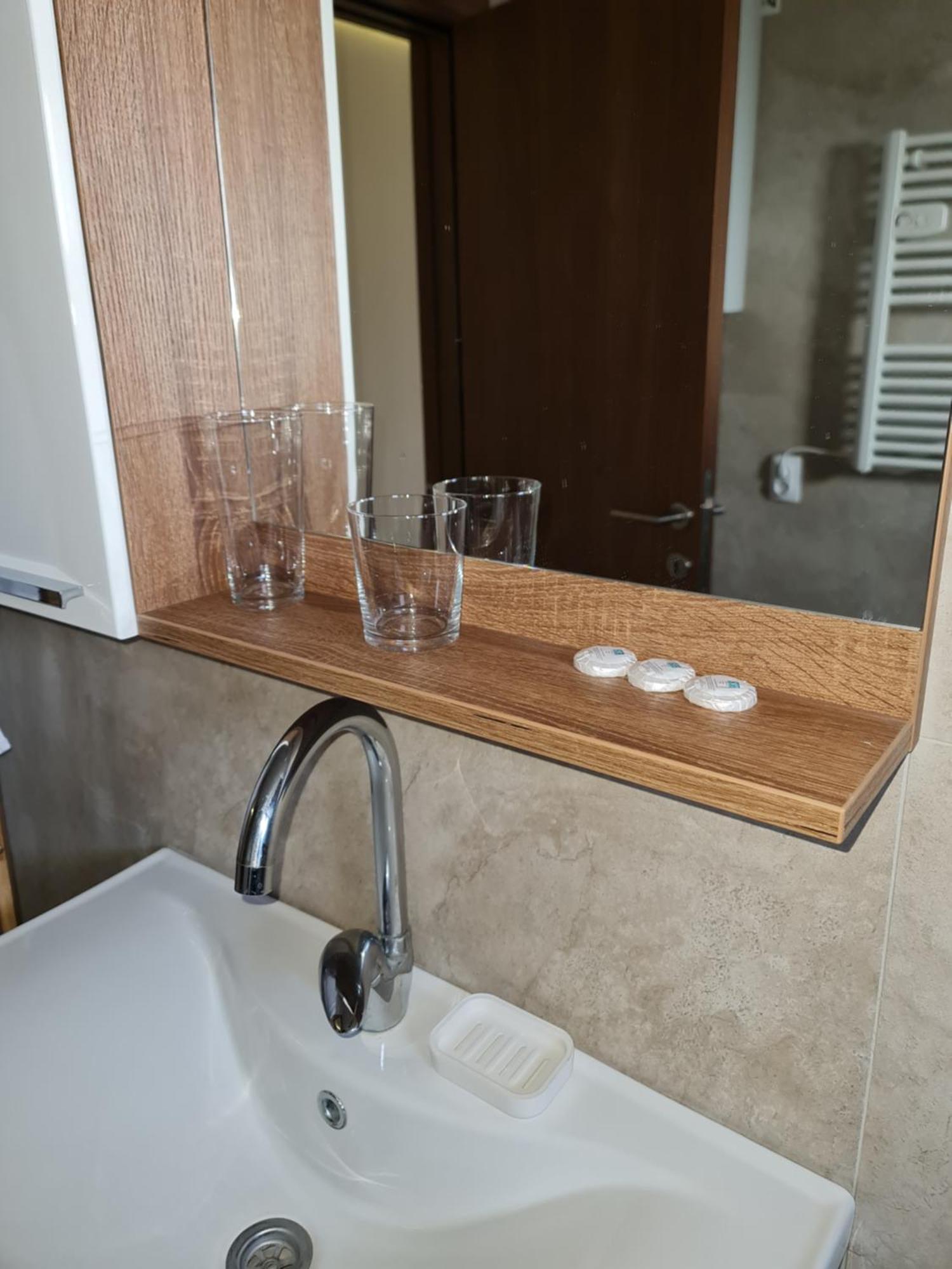 Airport Molko Apartments Surčin 外观 照片